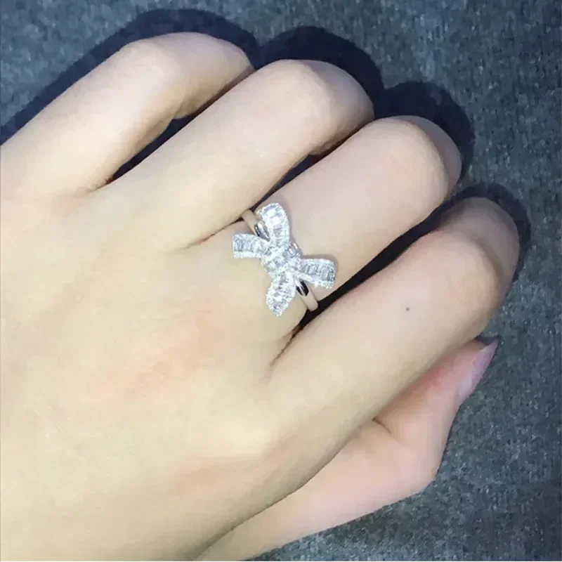 Luxury Lifestyle Jewelry - 2026 Großer Schleifenknoten Exquisiter Zirkonia Damenringe