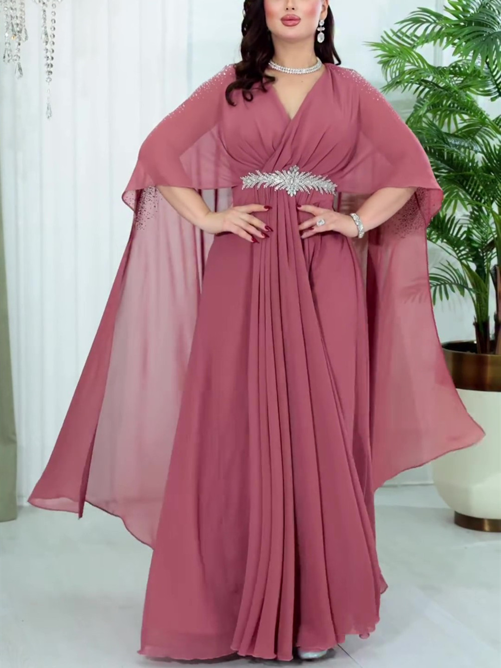 Luxury Lifestyle Women - Abayas für Frauen Dubai Luxus 2026