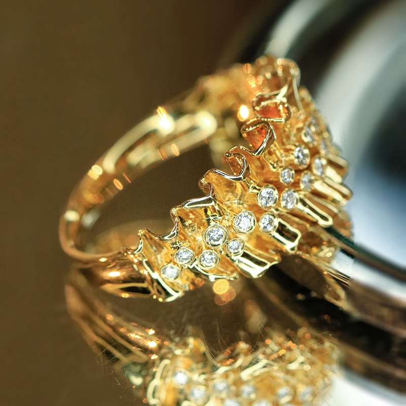 Aazuo Vintage-Schmuck aus 18 K – Luxury Lifestyle Party Bewertung und Preis